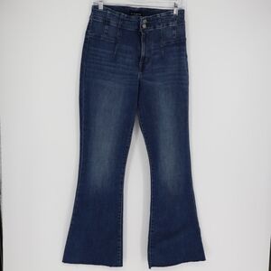 Lucky Brand Women's Flare Medium Wash Jean Size 10 Y2k Denim Classic Frayed Hem